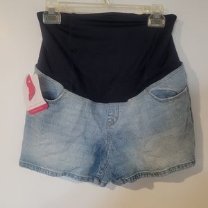 Maternity shorts size 2